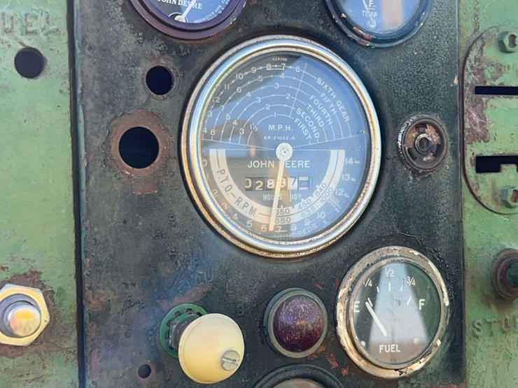 john-deere-720-image-54