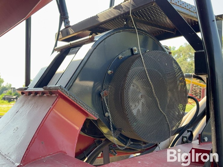 case-ih-3430-image-13