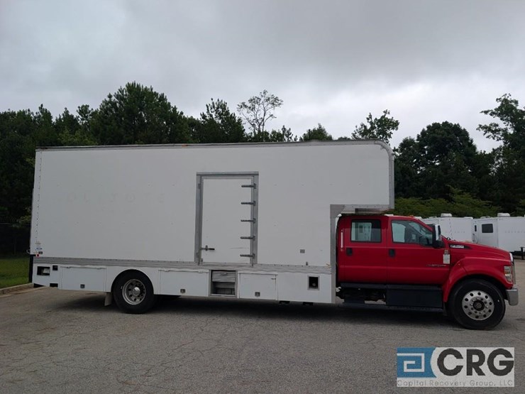 2016-ford-f750-image-21