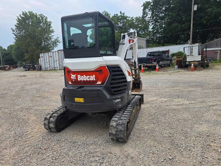 2022-bobcat-e35-image-15