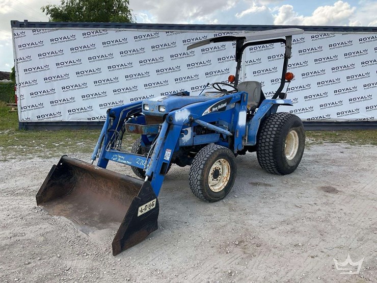 new-holland-tc30-image-1