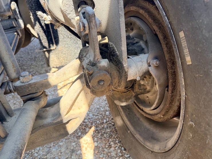 2010-kenworth-t800-image-26