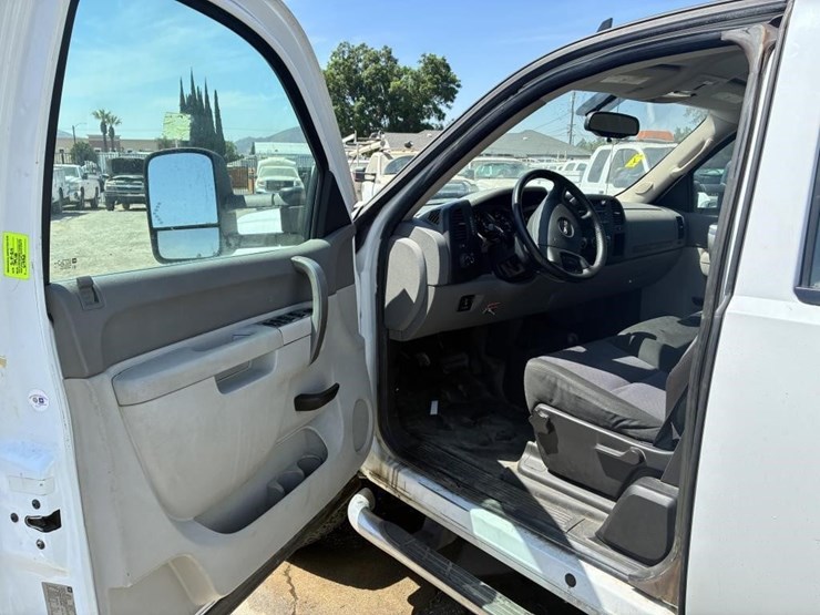 2012-gmc-sierra-2500hd-image-20