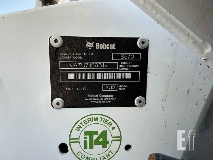 2013-bobcat-s570-image-18