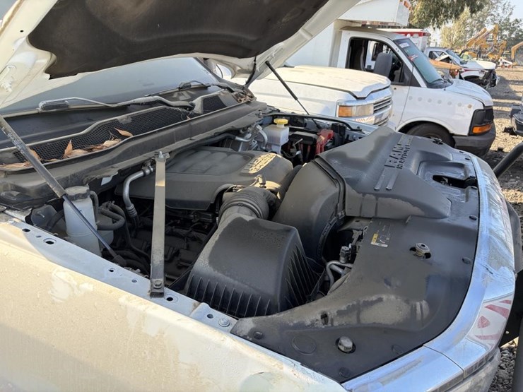 2023-dodge-ram-2500-image-13