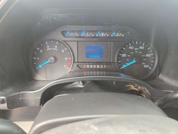 2017-ford-f250-image-16