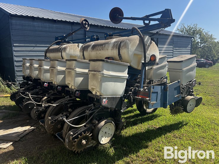 kinze-3200-image-5