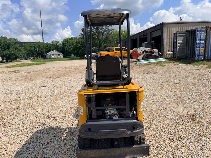 #25028-•-2025-mx20r-mini-excavator-image-7