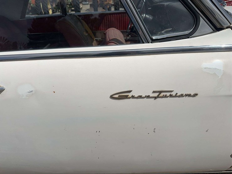1962-studebaker-grand-turismo-image-33