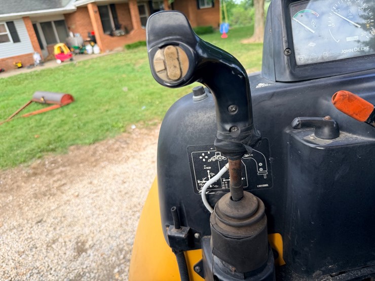 2007-john-deere-110-image-30
