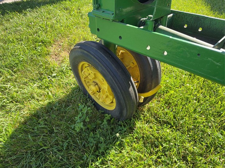 john-deere-model-b-image-19