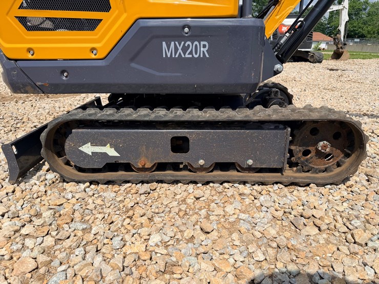 #25028-•-2025-mx20r-mini-excavator-image-38