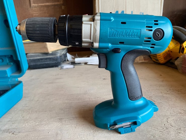#39191-•-makita-cordless-hammer-driver-drill-image-7