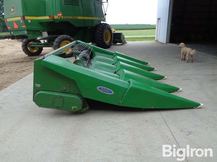 john-deere-444-image-4