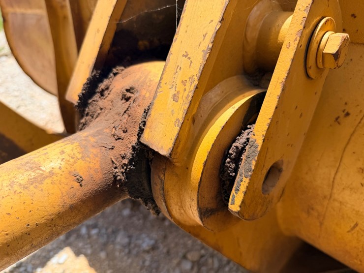 1997-caterpillar-953c-image-94