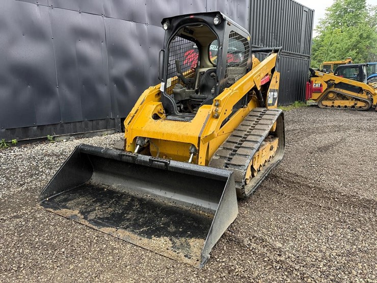 2014-caterpillar-299d-image-8
