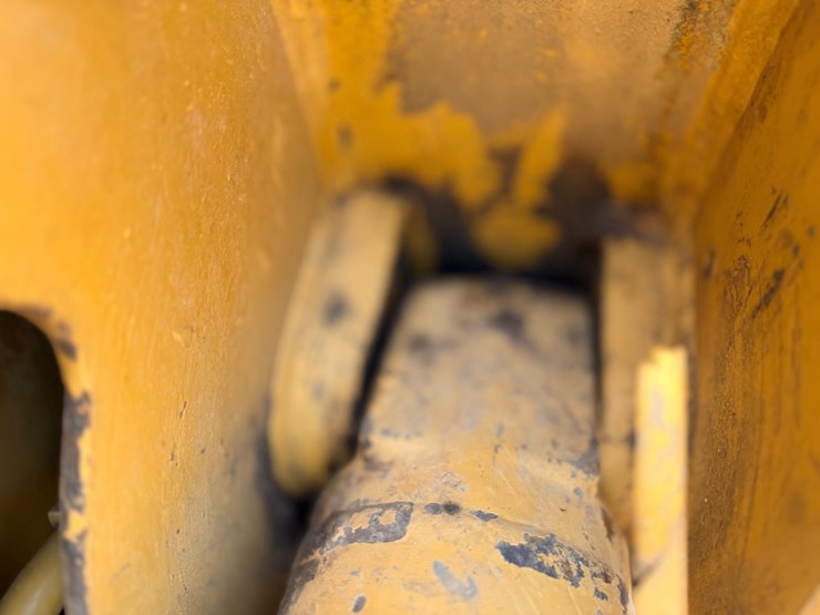 1994-caterpillar-953b-image-81