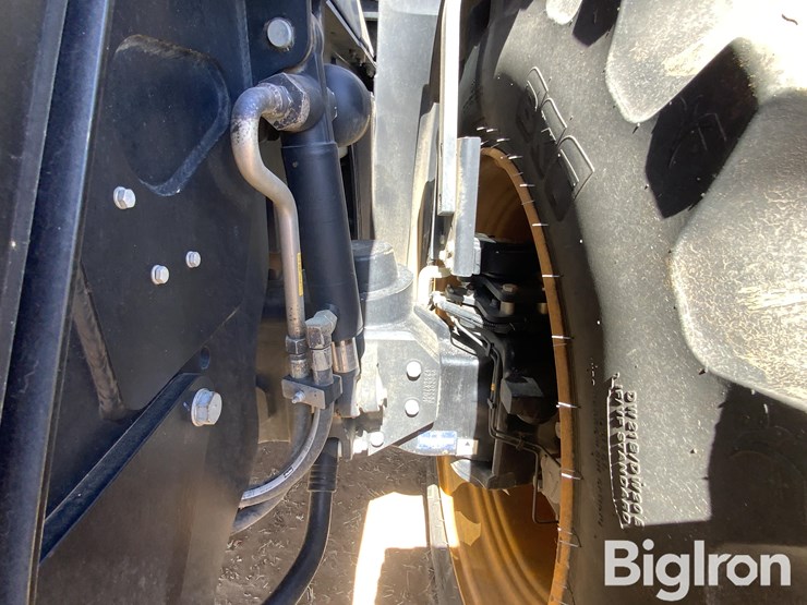 2023-jcb-fastrac-8330t4fcc-4wd-tractor-image-15