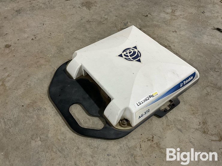 trimble-ag372-image-3