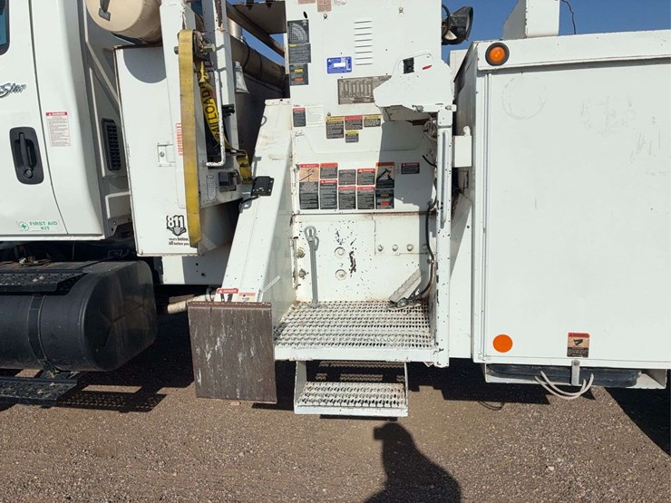 2009-international-workstar-7400-image-5