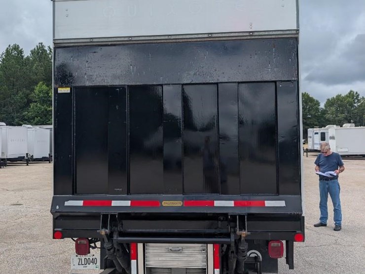 2012-ford-f550-image-24