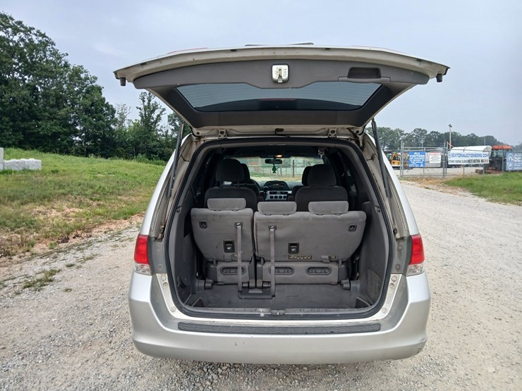 2008-honda-odyssey-image-69