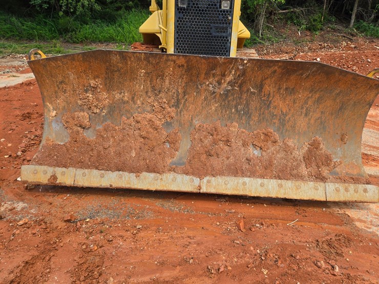 2005-caterpillar-d5n-xl-image-38