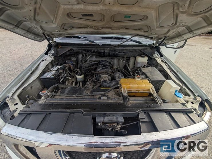 2013-nissan-nv3500-image-10