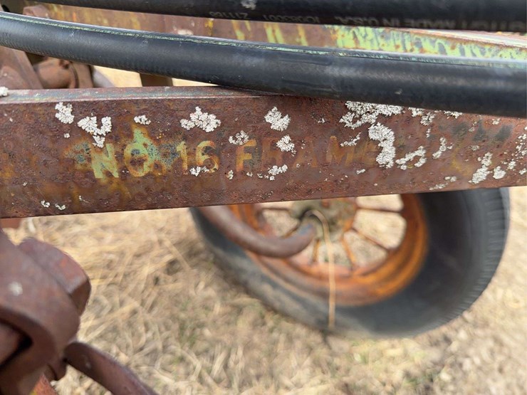 john-deere-two-bottom-plow-image-24