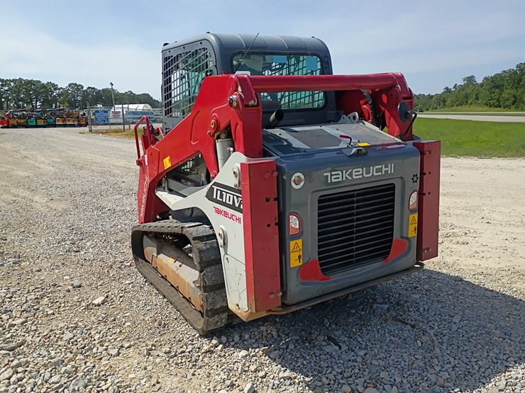2023-takeuchi-tl10v2-image-5