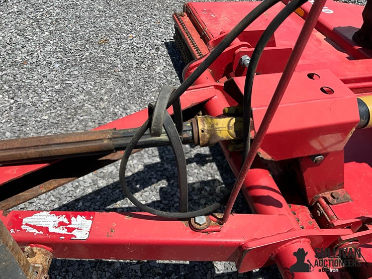 bush-hog-3210-image-15