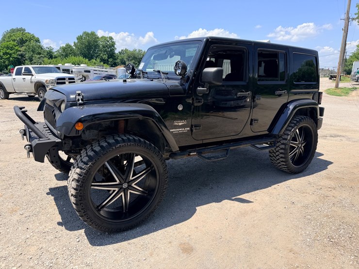 2011-jeep-wrangler-image-3