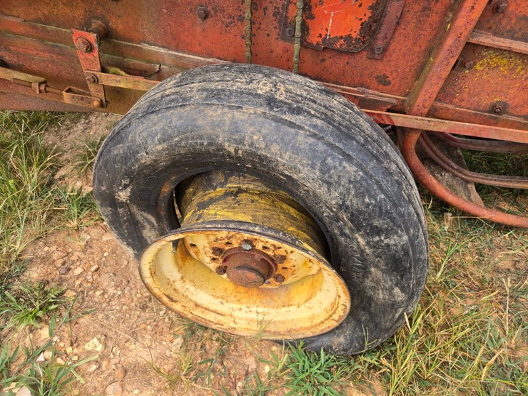 new-holland-277-image-40