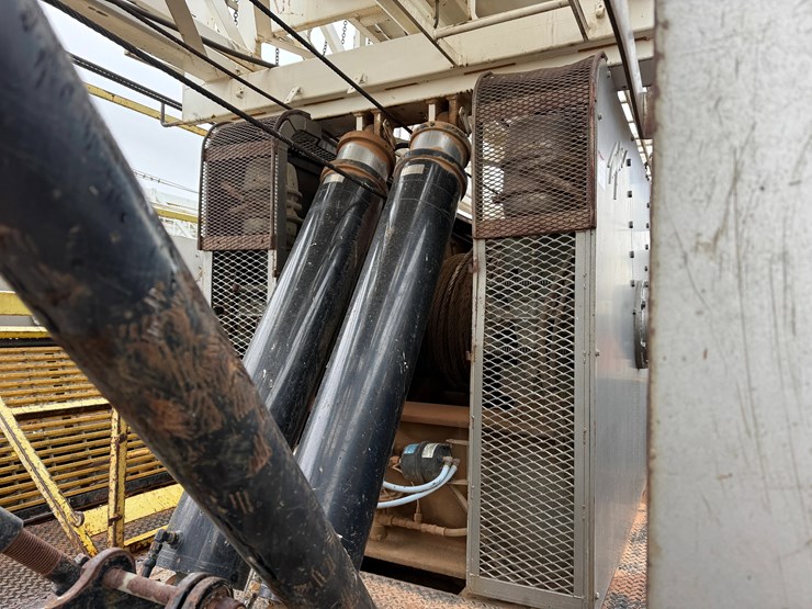 2007-caterpillar-c15-image-12