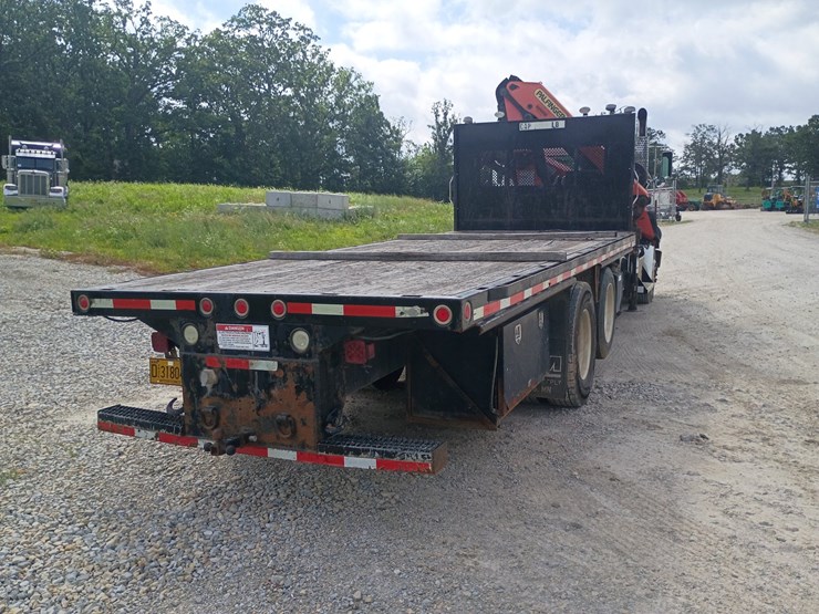 2012-kenworth-t370-image-11