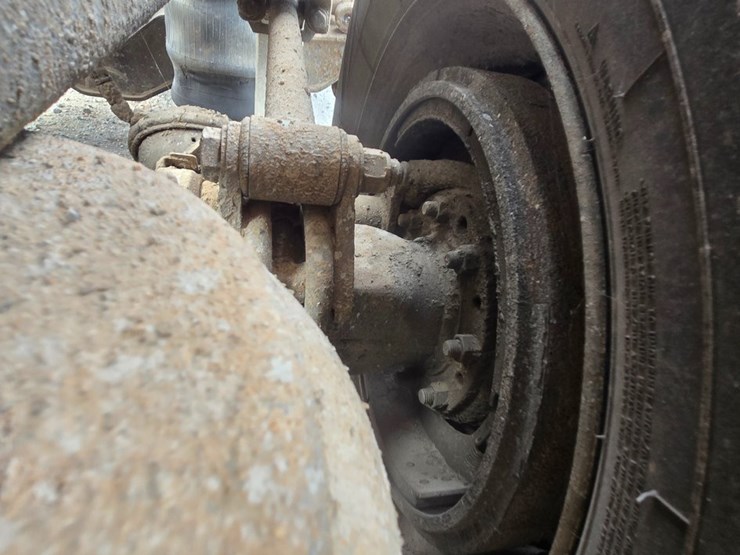 2007-kenworth-t2000-image-103