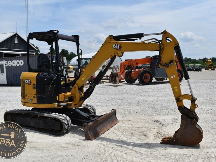 2023-caterpillar-303cr-image-16