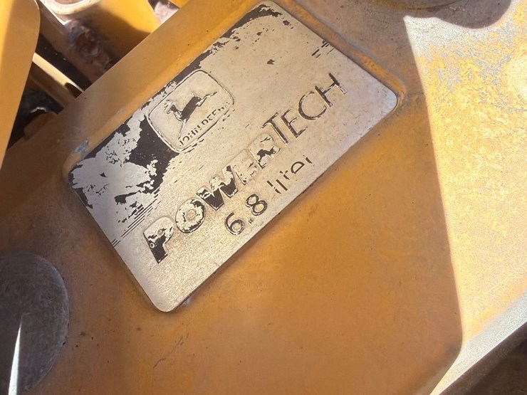 2000-deere-710d-image-19