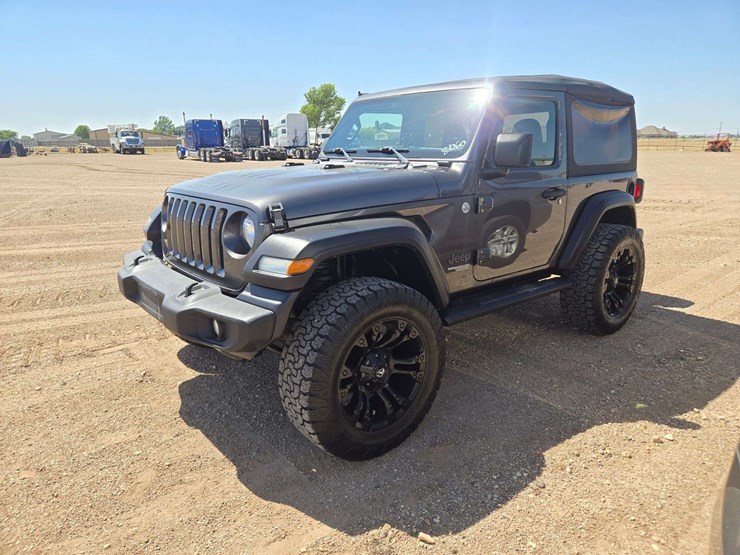 2021-jeep-wrangler-sport-image-1