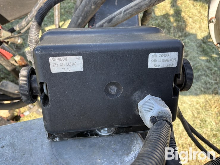case-ih-2400-image-13