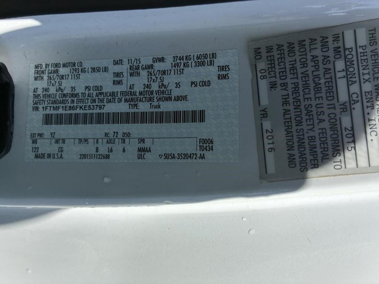 2015-ford-f150-image-17