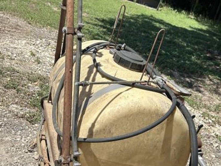 #180-•-3-pt.-boom-sprayer-50-gallon-tank-w/-wand-image-4