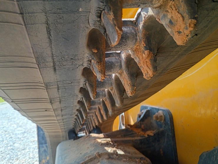 deere-325g-image-37
