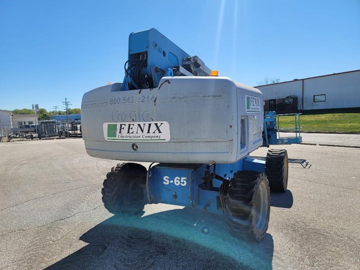 2006-genie-s65-image-13