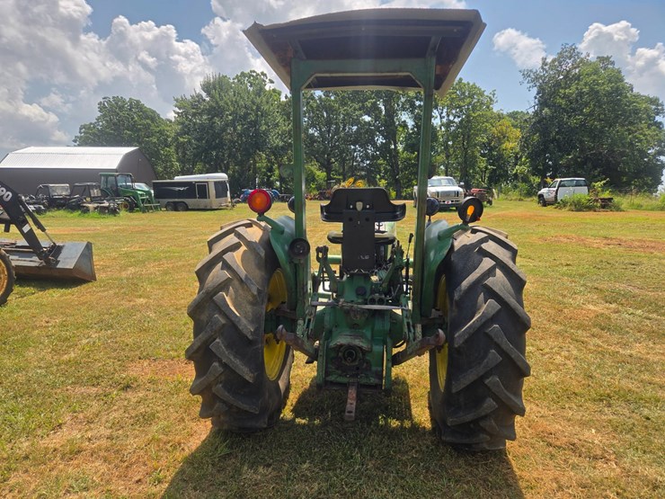 john-deere-2240-image-7