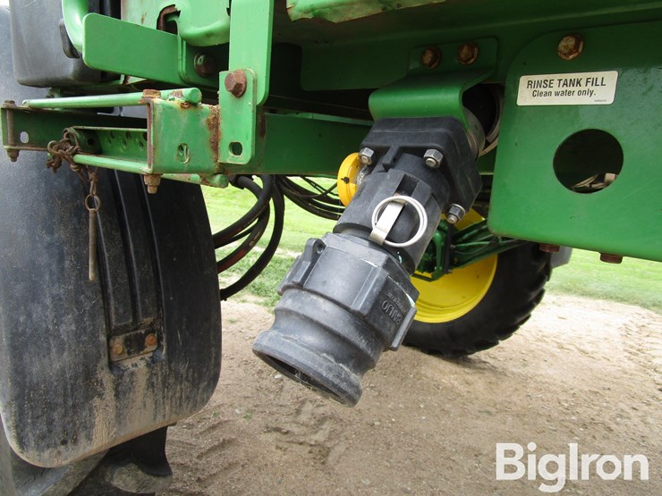 2013-john-deere-4830-image-16