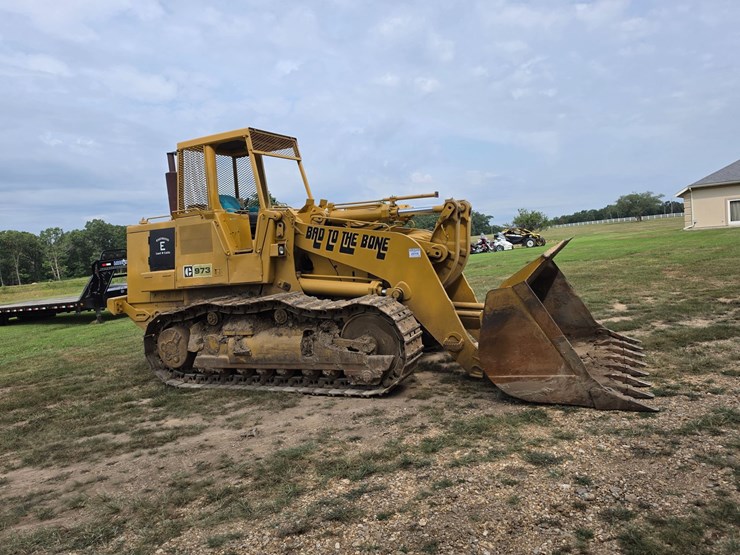 1983-caterpillar-973-image-24