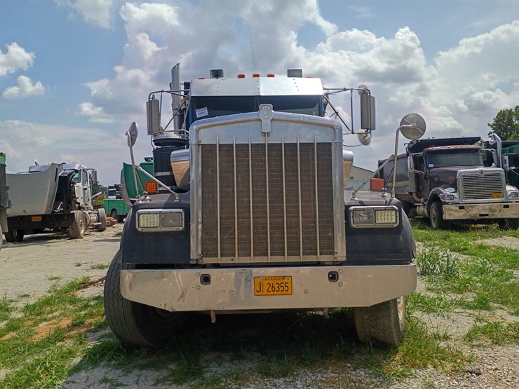 1999-kenworth-w900-image-15
