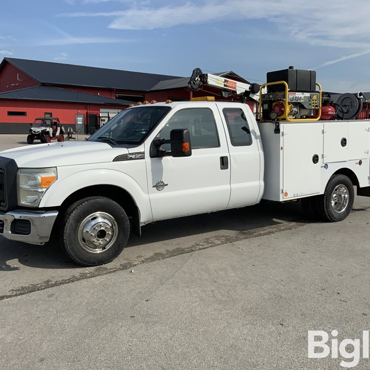 2012 FORD F350 XL