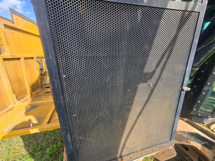 2015-caterpillar-521b-image-35